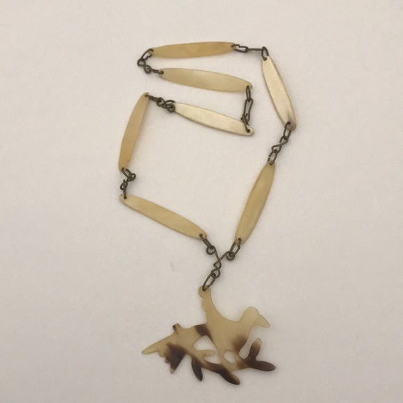 Vintage handmade Horn Bone Necklace/ Bird Pendant - Picture 2 of 8